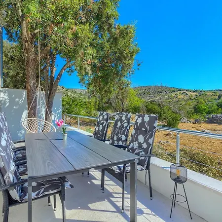 Izabela With Private Pool And Beautiful View
