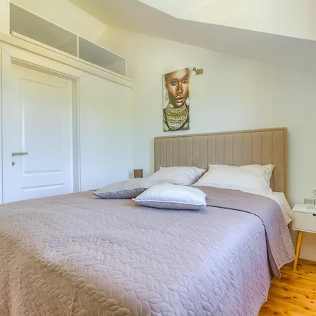 Izabela With Private Pool And Beautiful View Villa *