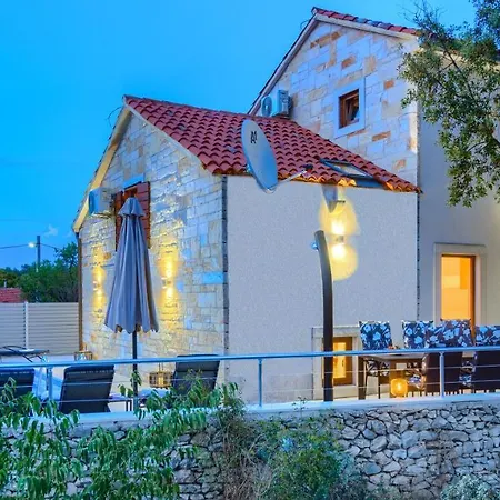 Izabela With Private Pool And Beautiful View Dracevica